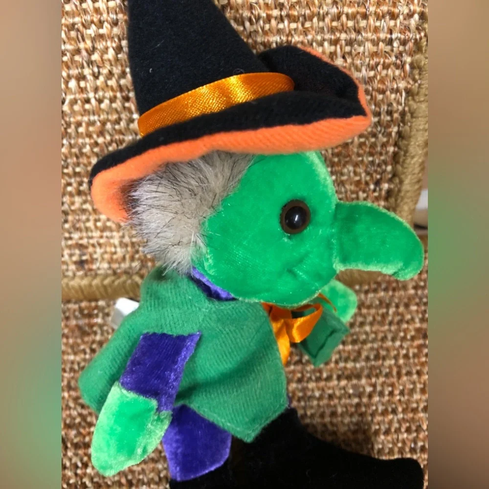 Vintage Halloween Witch Plush Green Purple 8” Genich